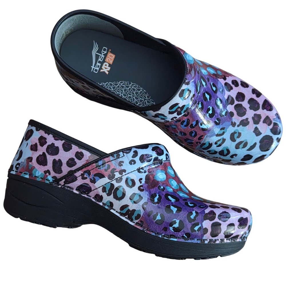 New Dansko XP 2.0 Professional Clogs Womens 37 Purple Leopard Patent Leather